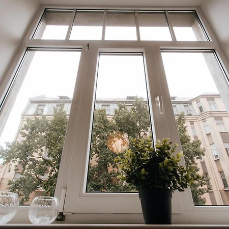 Central Comfort At Hanzas Residence, Stay Near Cafes, Bars, Museums & Esplanade Riga Exteriör bild