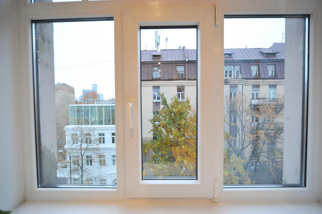 Central Comfort At Hanzas Residence, Stay Near Cafes, Bars, Museums & Esplanade Riga Exteriör bild